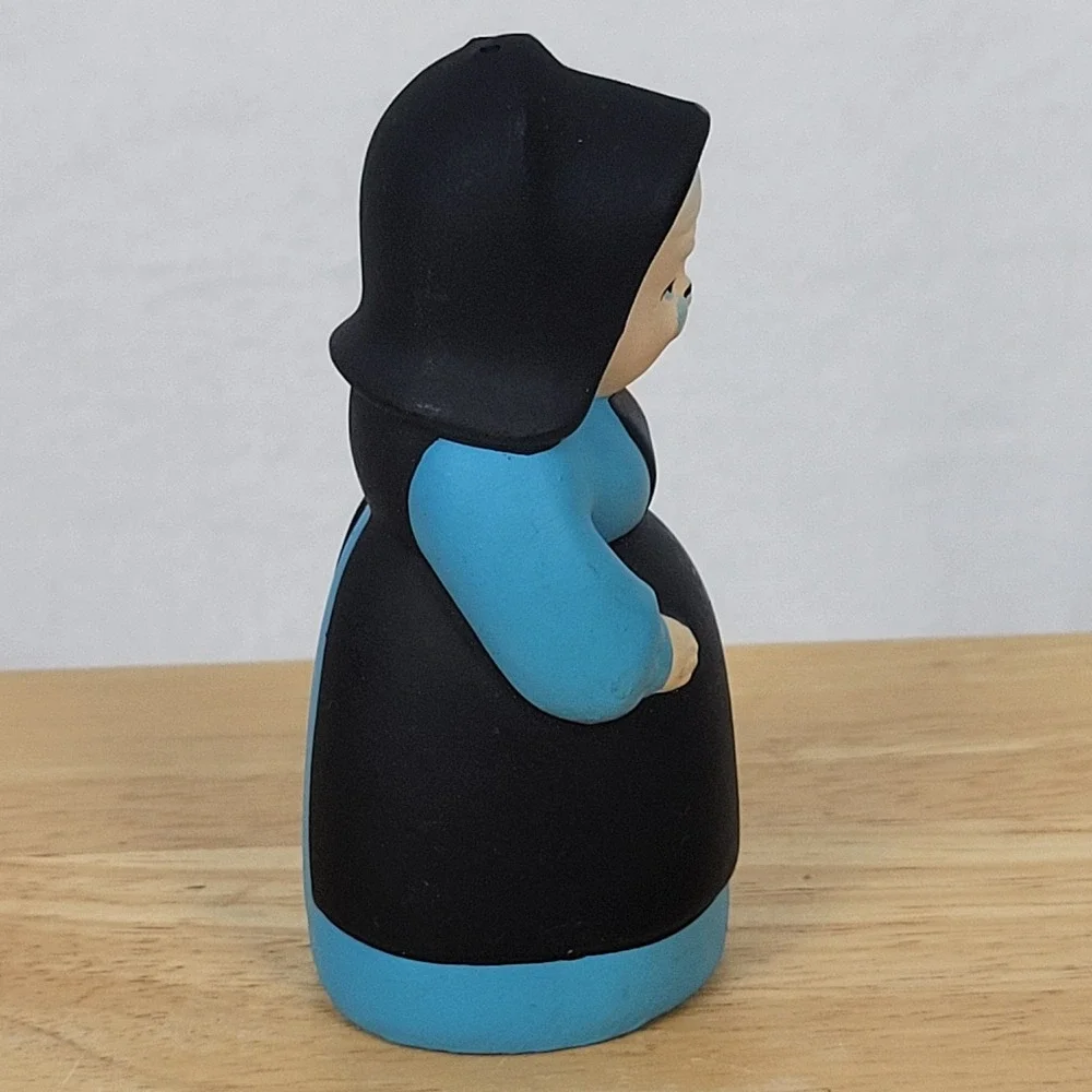 Vintage Brinn's Ceramic Amish Granny Salt Shaker Mid Century Hand Painted Japan